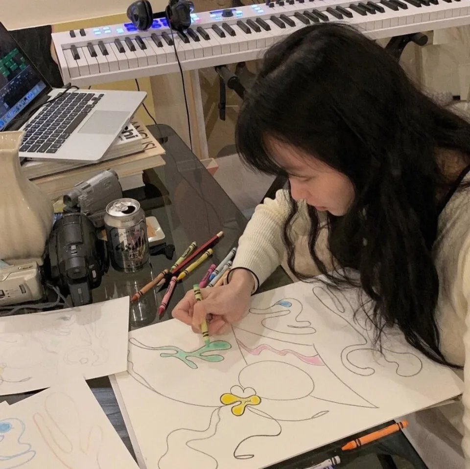 蓝色的40道阴影